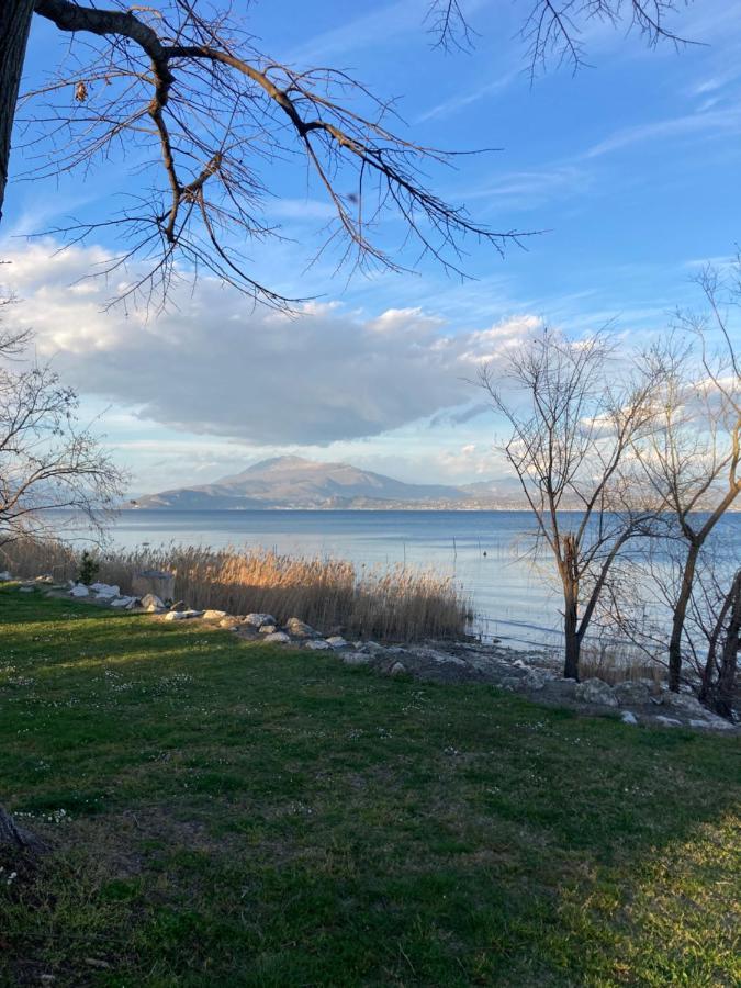 Garda Art&Lake Пескьера-дель-Гарда Экстерьер фото